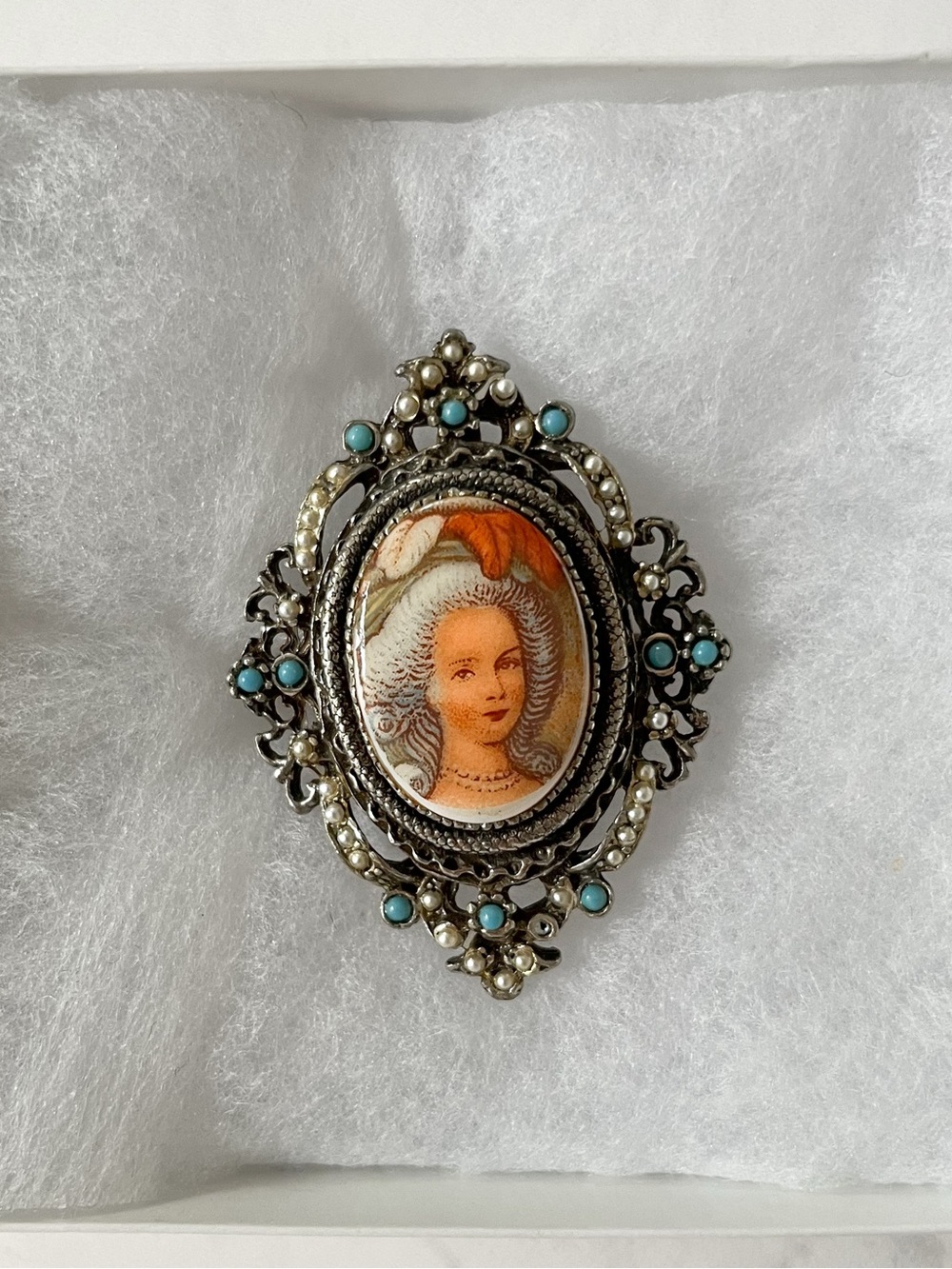 Vtg Marie Antoinette Portrait Brooch Pendant Faux Turquoise Seed Pearl Filigree